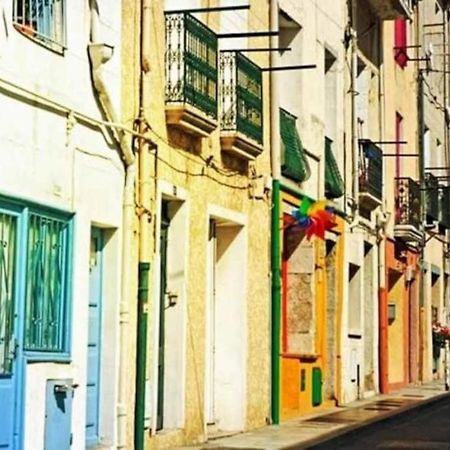 Studio entièrement rénové, situé au cœur du Quartier Haut Sète Esterno foto