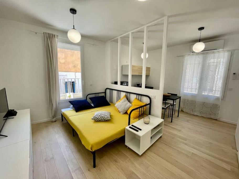 Studio entièrement rénové, situé au cœur du Quartier Haut Sète Esterno foto